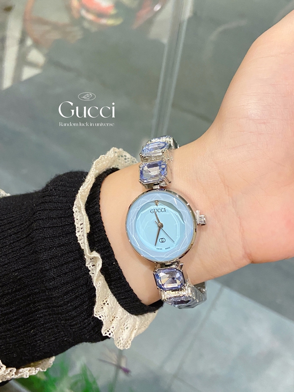 ブランド時計側面デザイン